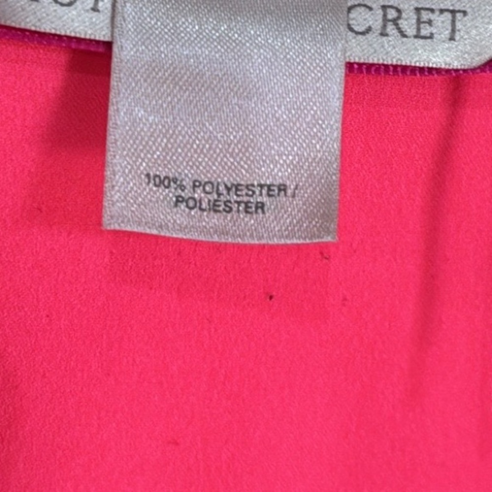 VICTORIA’S SECRET Hot Pink Robe With Pockets - Picture 8 of 12